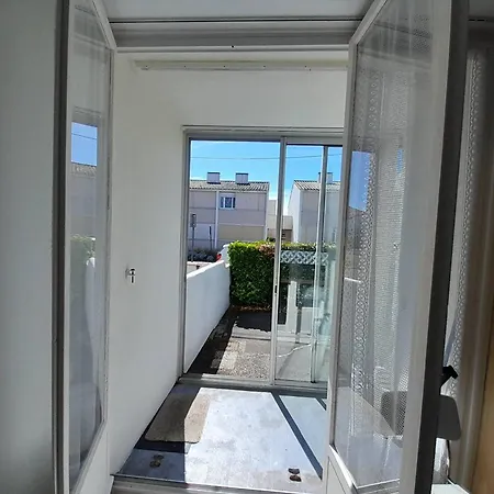 Appartement Cosy Avec Jardin, Proche Et Commerces - Fr-1-324a-5 *